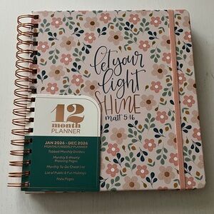 The Creative Expert 12 Month Planner-Let Your Light Shine/Matthew 5:16 (NWT)